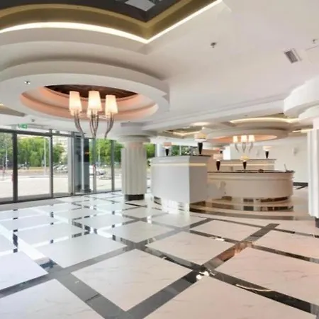 Hanza Tower 23 Pool & Jacussi *